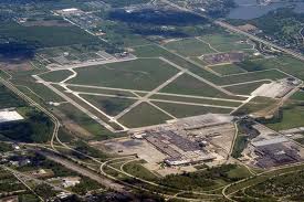 Willow Run Airport (KYIP) looking east